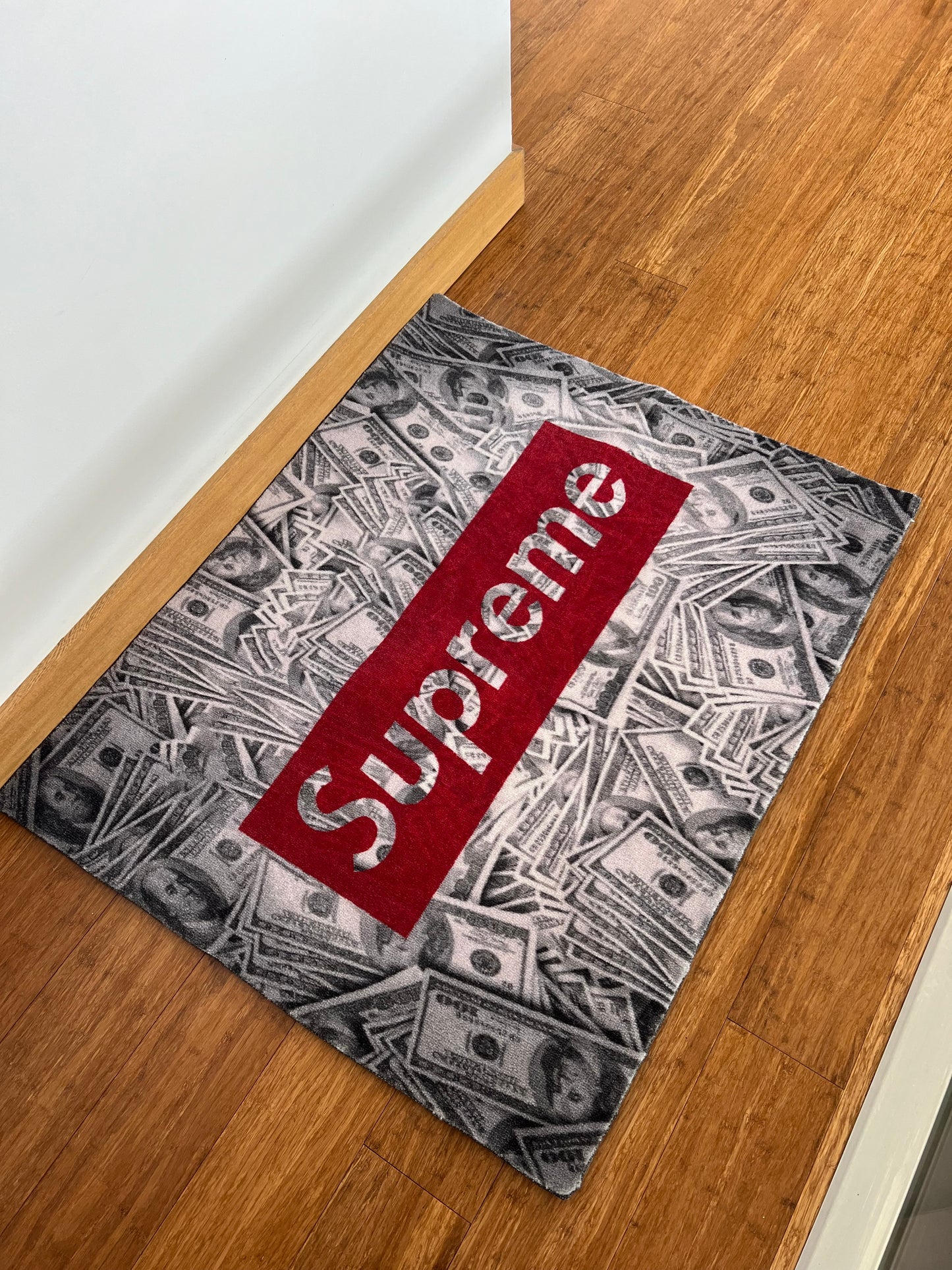 Tapete Supreme