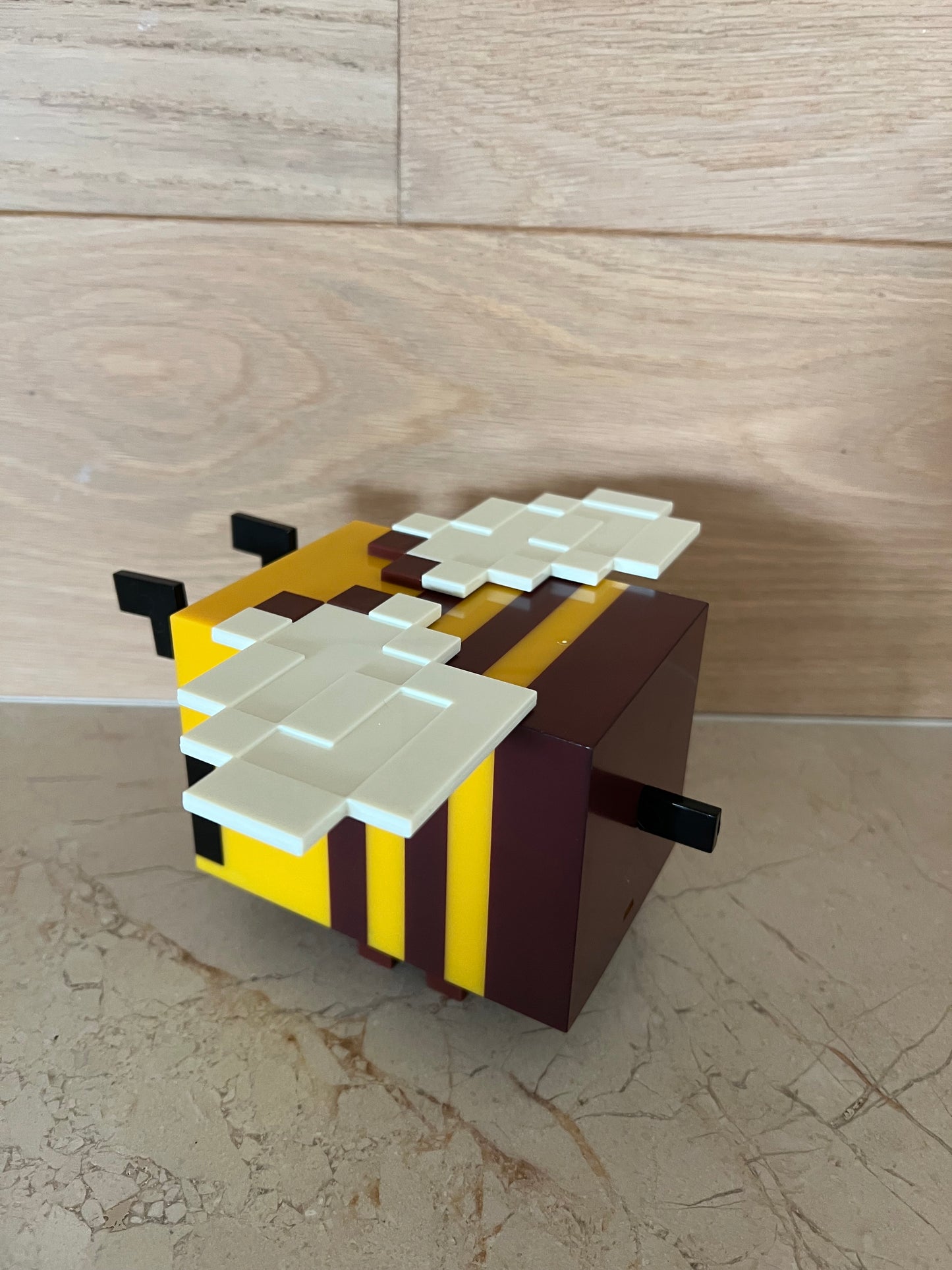 Lámpara Abejita Minecraft